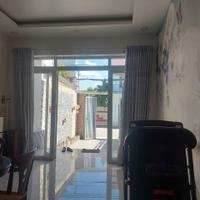 Gấp bán nhà 4 tầng vị trí đẹp 2 mặt thông thoáng,đường rộng 10m,Cát Lái,Quận 2 
Diện tích 75