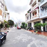 Nhà phân lô 591 Thiên Lôi, 66m 4 tầng, Giá 8.8 tỉ đối diện AEON