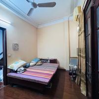 Cần Bán Nhà Lạc Long Quân 64m, 4 tầng, 2 thoáng, tiện ích bàn ngàn!