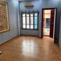 Bán Nhà Đường Láng 50m2. 5 tầng. mặt tiền 3.5m. giá 12.2 tỷ Đống Đa Hà Nội