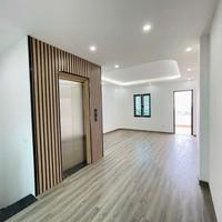 BÁN NHÀ NGÔ GIA TỰ LONG BIÊN, OTO ĐỖ CỬA,,THANG MÁY,FULL NỘI THẤT,LÔ GÓC,48M