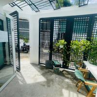 Bán nhà 2 lầu gần biển Hòn Chồng – ô tô 6m – Vĩnh Hải – giá 3,3 tỷ