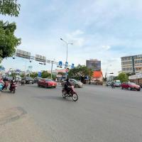 Bán nhà Mặt tiền Cộng Hòa -  ngay Út Tịch, đối điện VinCom, 4x24m, 2 tầng cũ, Sổ A4, 29,8 tỷ.