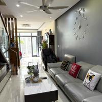 Bán nhà mặt tiền Ngã 7 trung tâm Nha Trang – đường Núi Một – 3 tầng 1 tum – giá 10,5 tỷ