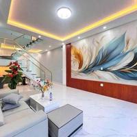 GIẢM GIÁ SÂU – NHÀ LẦU HIỆN ĐẠI CAO CẤP NGAY TRUNG TÂM