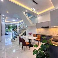 GIẢM GIÁ SÂU – NHÀ LẦU HIỆN ĐẠI CAO CẤP NGAY TRUNG TÂM