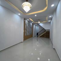 Bán nhà 1 trệt 2 lầu hẻm Hồ Xuân Hương, phường Nha Trang
Diện tích hiện sử dụng: 84 m2 Giá bán: