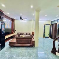 bán nhà Giải Phóng, căn biệt phủ sang trọng, sân vườn thoáng mát