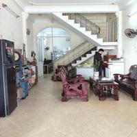 - Bán nhà 3 tầng đường ( 10m5) Trần Nguyên Đán – Gần Đặng Huy Trứ. DT 80M2 – Giá 8.4 Tỷ TL