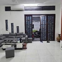 Bán nhà đẹp Ngọc Thụy- Dân xây-  Ô tô- đỗ cửa-- Nở hậu 55m nhỉnh 5 tỷ (TL)