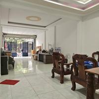 Bán nhà mặt phố Số 13, Linhn Xuân, Thủ Đức, TP HCM. DT 100m2, 2 tầng, 3PN, 4WC, giá 6,4 tỷ, sổ hồng