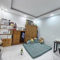 Bán nhà mặt phố Số 13, Linhn Xuân, Thủ Đức, TP HCM. DT 100m2, 2 tầng, 3PN, 4WC, giá 6,4 tỷ, sổ hồng