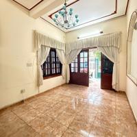 Nhà mặt tiền đường TẢN VIÊN - khu bàn cờ Phước  Hoà - trung tâm Nha Trang. giá15.5tỷ DT: 145m2