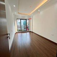 BÁN NHÀ PHÚC LỢI LONG BIÊN DT 40M2 Ô TÔ GẦN TRẺ CON ĐI BỘ 2 BƯỚC ĐẾN TRƯỜNG KHU AN NINH ĐẢM BẢO