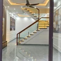 BÁN NHÀ LÔ GÓC 3 TẦNG ĐỘC LẬP TẠI TRUNG HÀNH – ĐẰNG LÂM, CÓ SÂN CỔNG ĐỂ XE