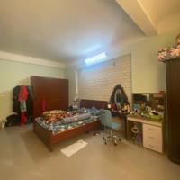 Bán nhà Ngọc Lâm 90m² ngõ gần phố khu dân cư đông đúc