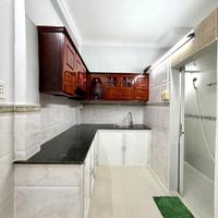 BÁN NHÀ Đ.ĐOÀN VĂN BƠ- VÀI BƯỚC CHÂN RA MT XE HƠI- KẾ BÊN LÊ QUỐC HƯNG- LƯU THÔNG TÔN ĐẢN -HOÀNG