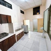 Bán nhà mặt phố Hiệp Phú, Q.9, TP HCM. DT  98m2, một trệt giá 6.9 tỷ, sổ hồng đầy đủ. Liên hệ