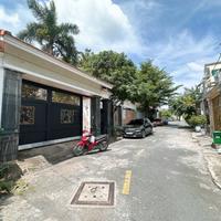 Bán nhà mặt phố Hiệp Phú, Q.9, TP HCM. DT  98m2, một trệt giá 6.9 tỷ, sổ hồng đầy đủ. Liên hệ