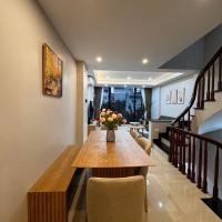 Cần bán 69,3m2 nhà 4 tầng mặt ngõ 142 Lệ Mật. Có quy hoạch mở rộng lên đường 13m