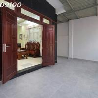 CHỈ 6,9 TỶ SỞ HỮU DT:106M2-NHÀ 3 TẦNG-HXH NGUYỄN VĂN TĂNG,Q9