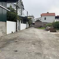 Bán đất khu đấu giá Chi Đông - Lệ Chi 83,7m2, 3 mặt tiền, Đường ô tô tránh, Gần chợ & Đê Vàng