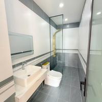 Bán nhà nở hậu tài lộc, 63m2, 4 tầng mới, 6.8 tỷ, gần chợ Tam Hà, Thủ Đức