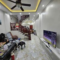 Bán nhà 3 tầng giãn dân Khả Lễ ngay cạnh vườn hoa  vị trí cực đẹp ở luôn