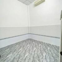 83. nhà 5 triệu 2 phòng ngủ sâu lưng bệnh viện Đa Khoa Trung Ương