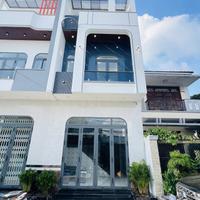 MỘT CĂN NHÀ RỘNG – GIÁ VỪA – Ở LÂU DÀI TẠI THỦ DẦU MỘT