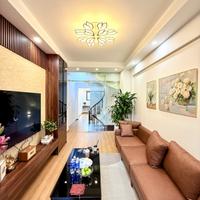 Ô TÔ ĐỖ CỔNG – PHÂN LÔ VIP – 2 THOÁNG TRƯỚC SAU – 30M RA MẶT PHỐ – Ở SƯỚNG