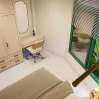 Bán nhà 2 tầng hẻm Quốc Tuấn – 3PN – full nội thất – 4,9 tỷ