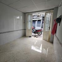 96. E cần Cho thuê nhà 3 triệu gần chợ Trà Nóc thuận lợi cho việc kinh doanh