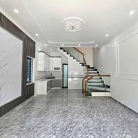 Bán nhà phân lô 15 Khúc Thừa Dụ - đường 15m - lô góc 2 mặt - Giá 4.38 tỉ