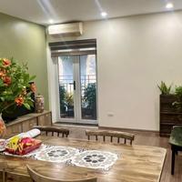 Bán nhà TẬP THỂ HOÀNG NGỌC PHÁCH 2NGỦ - 2 WC - FULL NỘI THẤT CAO CẤP- 40/96m chỉ 6,3 tỷ