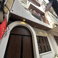 NHÀ PHỐ KINH DOANH NUYỄN CHÍ THANH- – Ô TÔ ĐỖ CỬA  – KHU HIẾM NHÀ BÁN