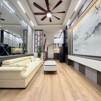 Bán nhà Kim Giang, Hoàng Mai, gần phố, full nội thất, 32m2, 8.6 tỷ(CTL)