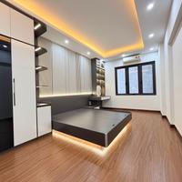 Bán nhà Kim Giang, Hoàng Mai, gần phố, full nội thất, 32m2, 8.6 tỷ(CTL)