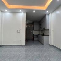 Nhà mới Ngô Quyền 32m2 x 5 tầng Thang máy, ô tô đỗ cửa, giá 10.3 tỷ