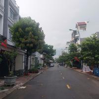 DĨ AN - SIÊU PHẨM PHÚ HỒNG THỊNH 6 - NHÀ 3 TẦNG HIỆN ĐẠI - GIÁ ĐẦU TƯ