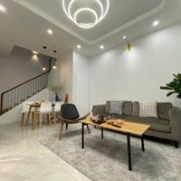 Phố Lâm Du, Bồ Đề  Dân xây 35m - MT 4m  Gần phố, bãi xe gửi ngày đêm  Nhích 8₫ là gả