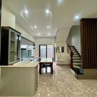 Bán nhà đườg 160 , Tăng Nhơn Phú A, Q9, Thủ Đức, TP HCM. DT 76m2, 3 tầng. Giá 6.7 tỷ, SHR -