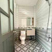 Nhà 1 Trệt 1 Lầu Trung Tâm Thủ Dầu Một – 120m² – Giá 2,4 Tỷ - Ở Ngay