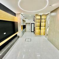 xuân la 33m x5 tầng 10,8 tỷ full nội thất,ô tô đỗ cửa,5p ra hồ tây