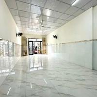 Bán nhà mt đường Nguyễn Văn Tuôi , thị trấn Bến Lức dt 116,5m2 , 2pn , 1wc giá giảm còn 4 tỷ