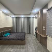 lạc long quân 27m x6 tầng 7,9 tỷ dân xây,2 thoáng,gần phố,5p ra hồ tây