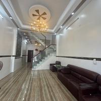 Bán nhà  đường Lã Xuân Oai, Q9, Thủ Đức, TP HCM. DT 64m2, 2 tầng. Giá  6.55 tỷ, SHR - 0933125879