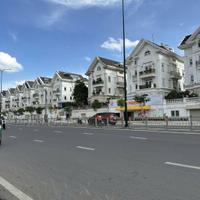 Chính chủ bán nhà 3 tầng ở đường Dương Quảng Hàm, đường ô tô thông, nhà mới đẹp, phù hợp vừa ở vừa