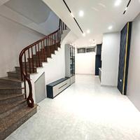 Bán nhà Đông Ngạc quận Bắc Từ Liêm 40m² – khu dân trí cao – nhỉnh 6 tỷ