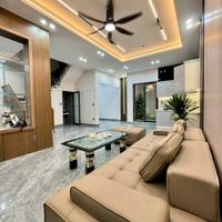 NHÀ 4 TẦNG HỒ SEN - LÊ CHÂN – XÂY MỚI ĐỘC LẬP – Ô TÔ ĐỖ SÁT NHÀ – 70M²